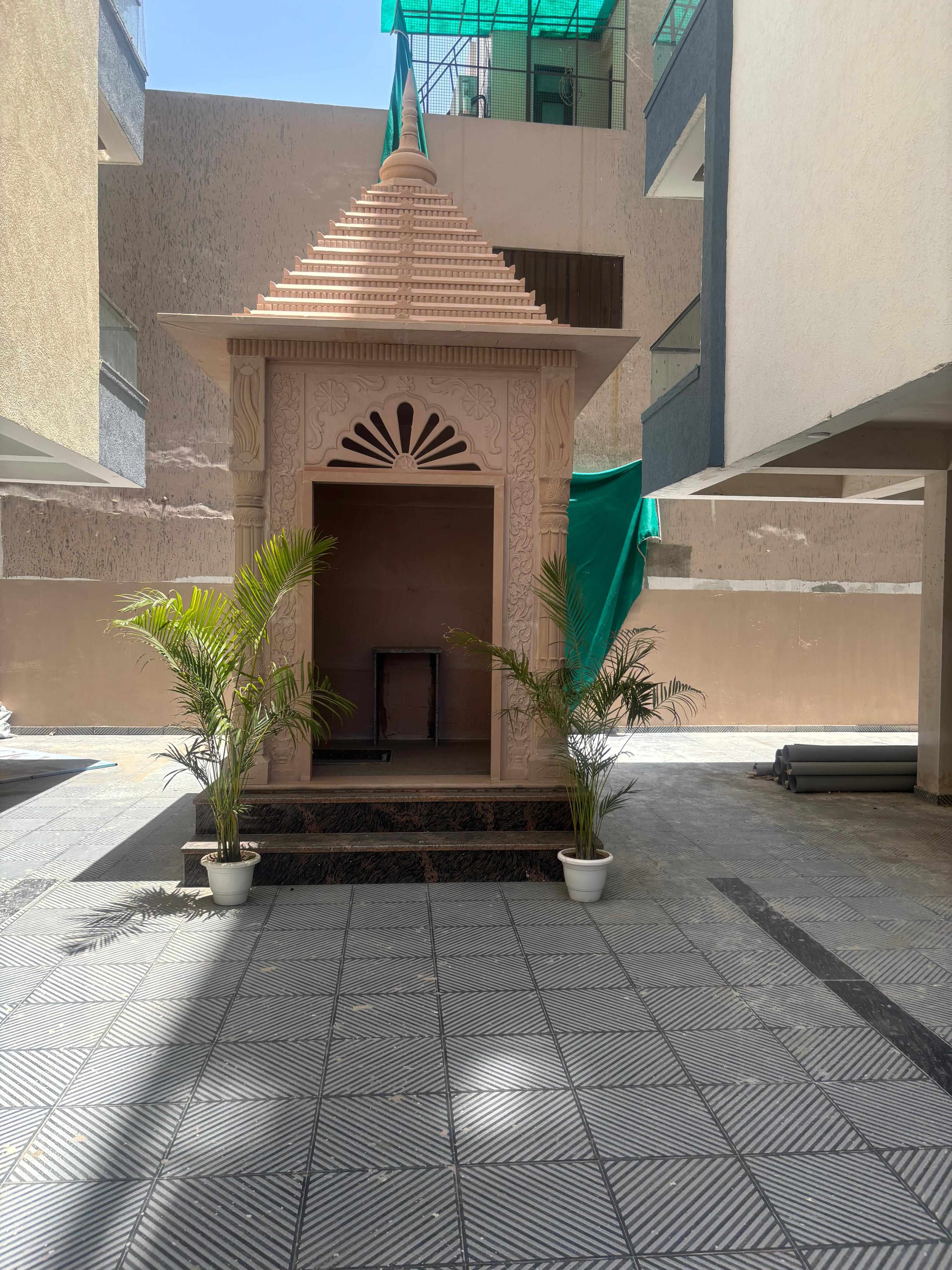 Ultra Luxury 3 & 4 BHK Flats
